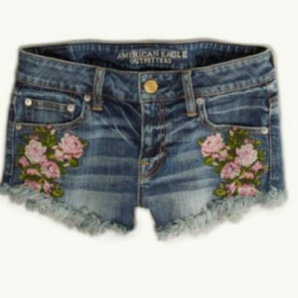 American Eagle festival shortie size6
